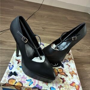 Elegant Black Women's Heels